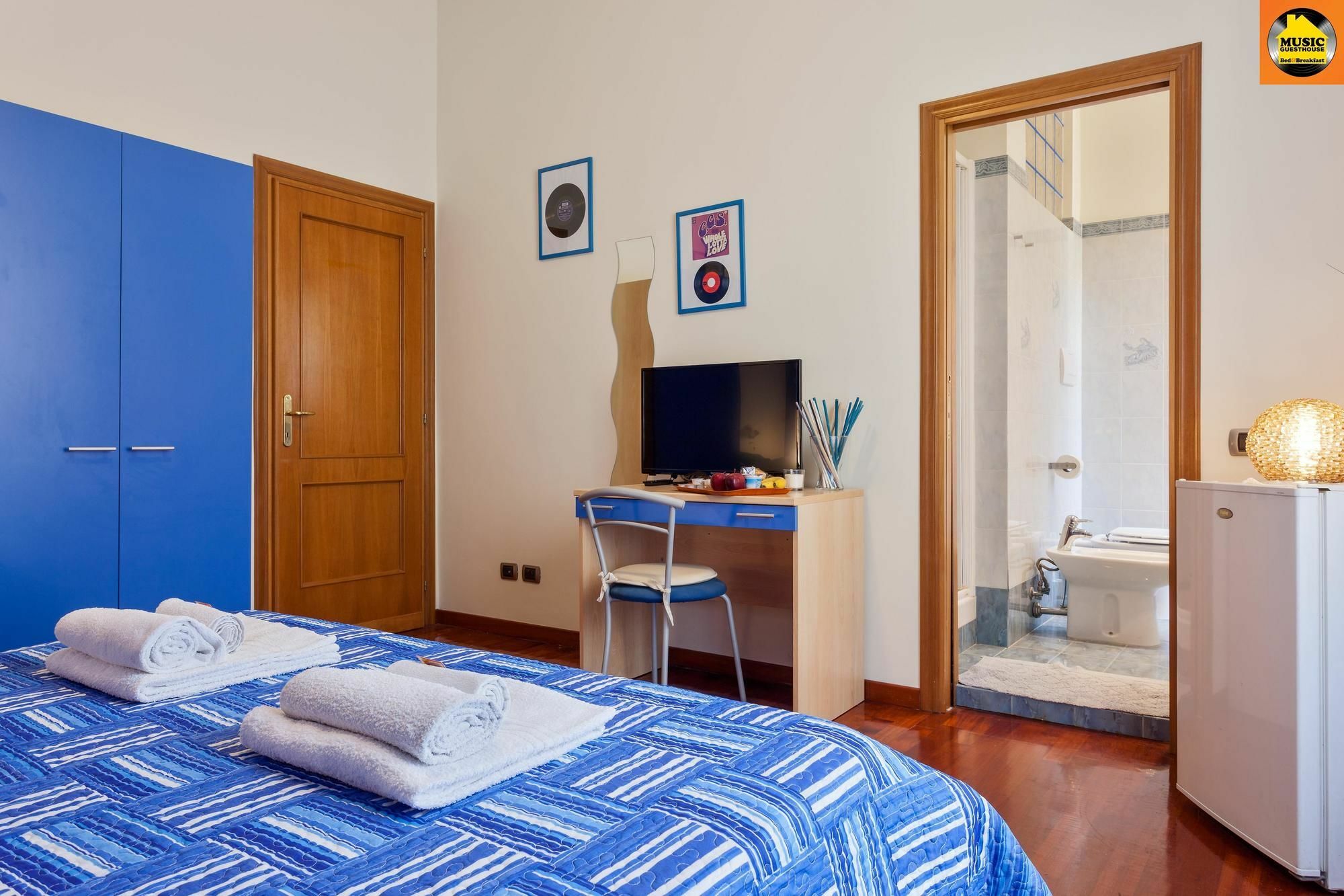 Music Guesthouse Рим Экстерьер фото